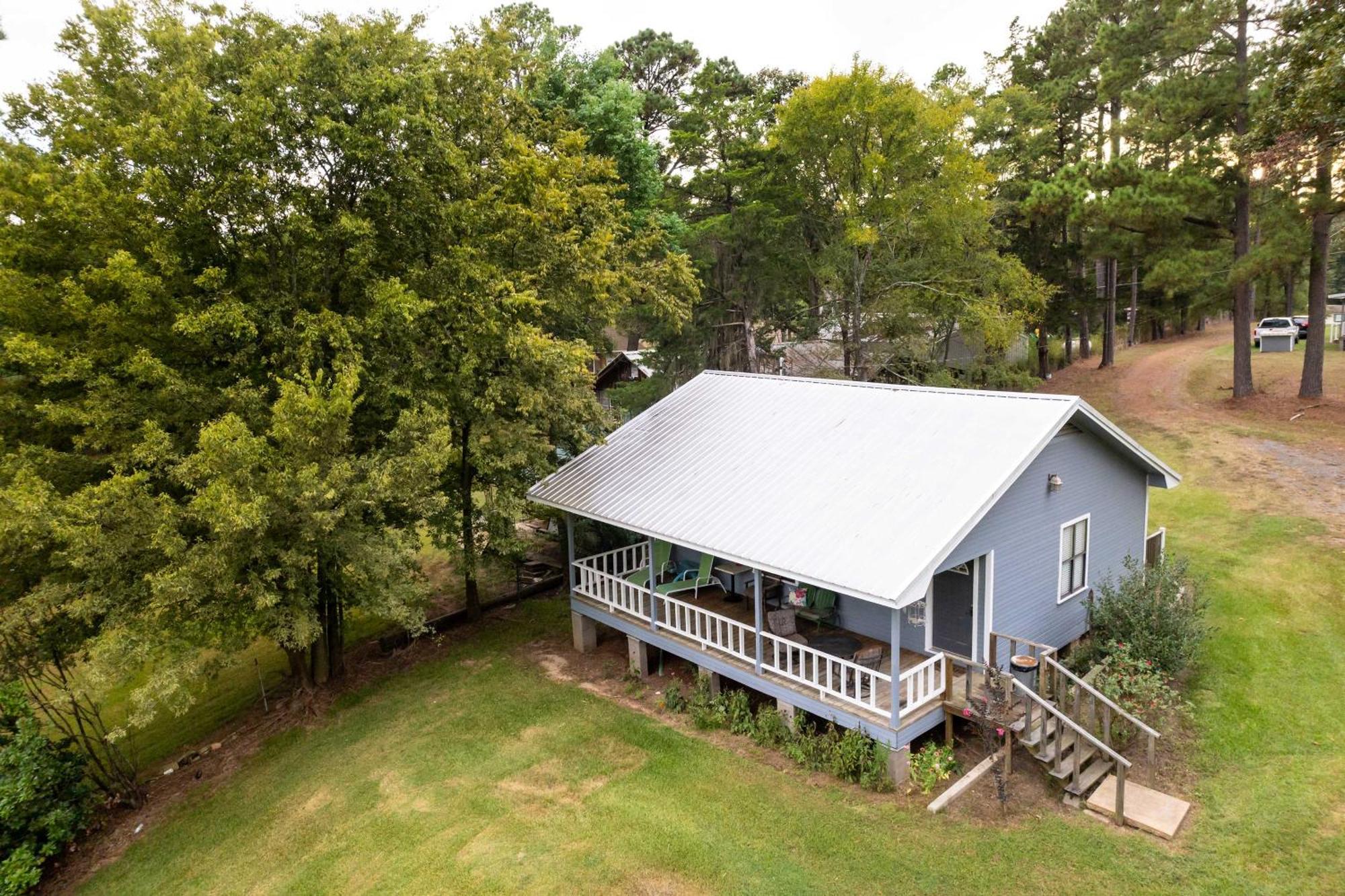 Doyline Cottage With Large Porch And Lake Access! Экстерьер фото